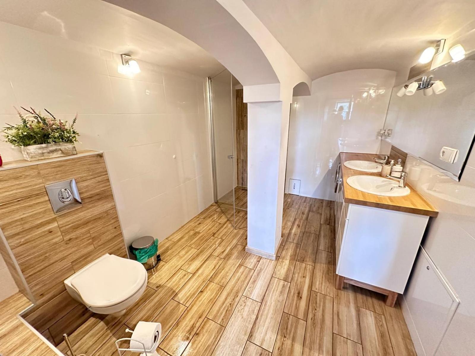 Apartament Bukowy クウォツコ エクステリア 写真