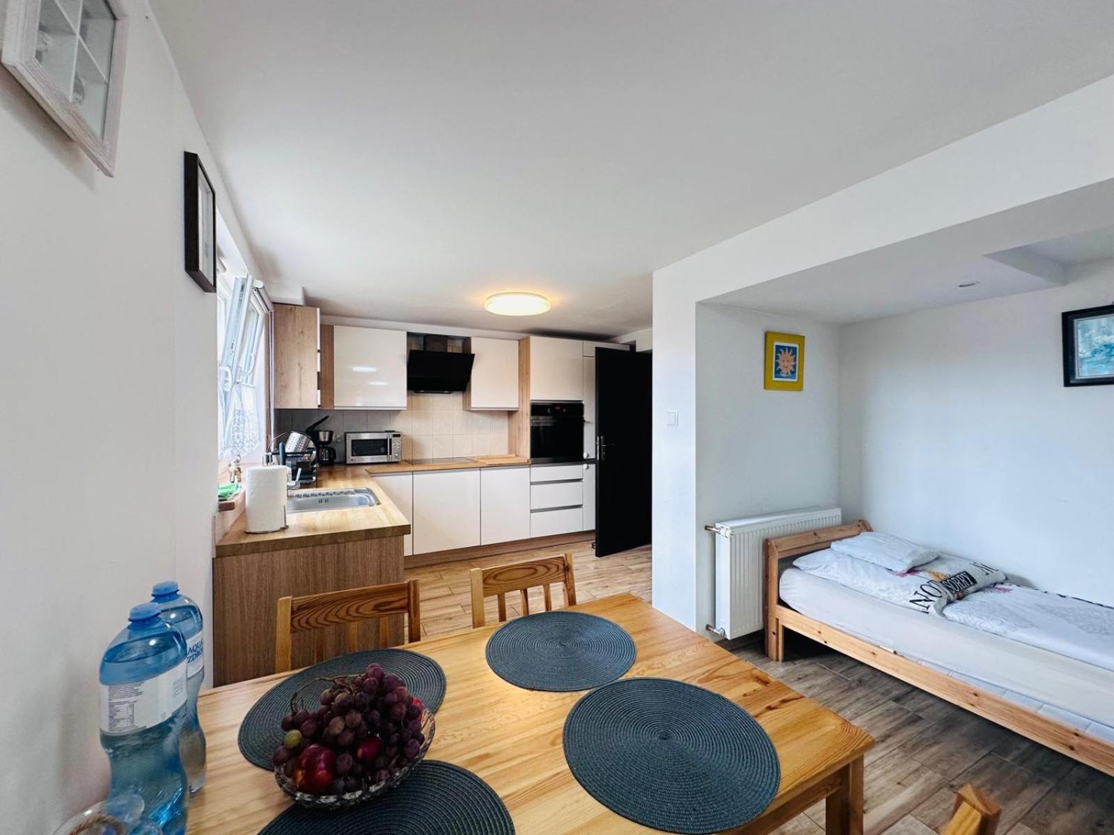 Apartament Bukowy クウォツコ エクステリア 写真