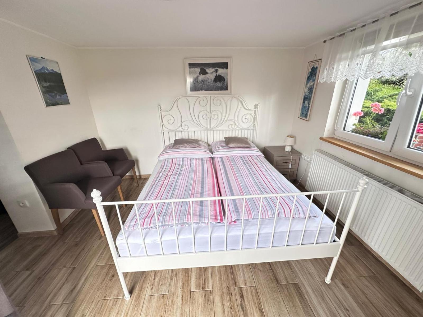 Apartament Bukowy クウォツコ エクステリア 写真