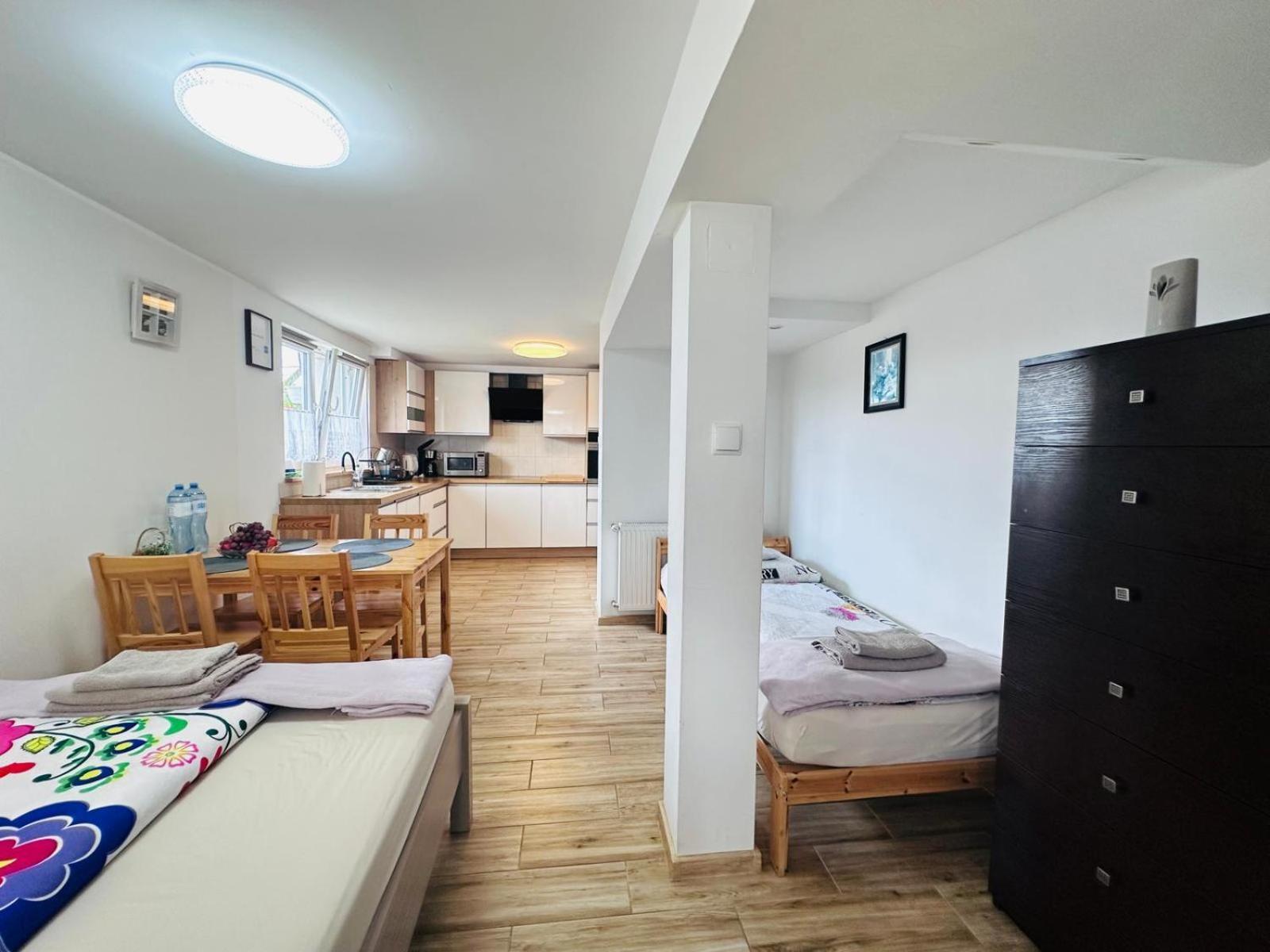 Apartament Bukowy クウォツコ エクステリア 写真